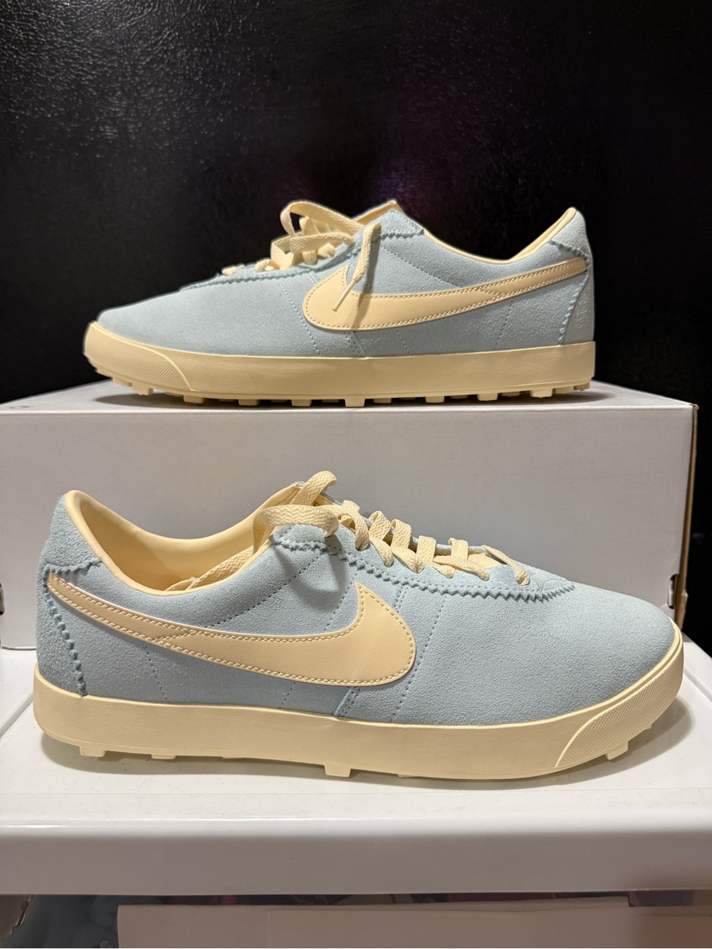 Nike Astrograbber Suede Glacier Blue Muslin IQ7611-400 Size 11.5 Women / Men 10